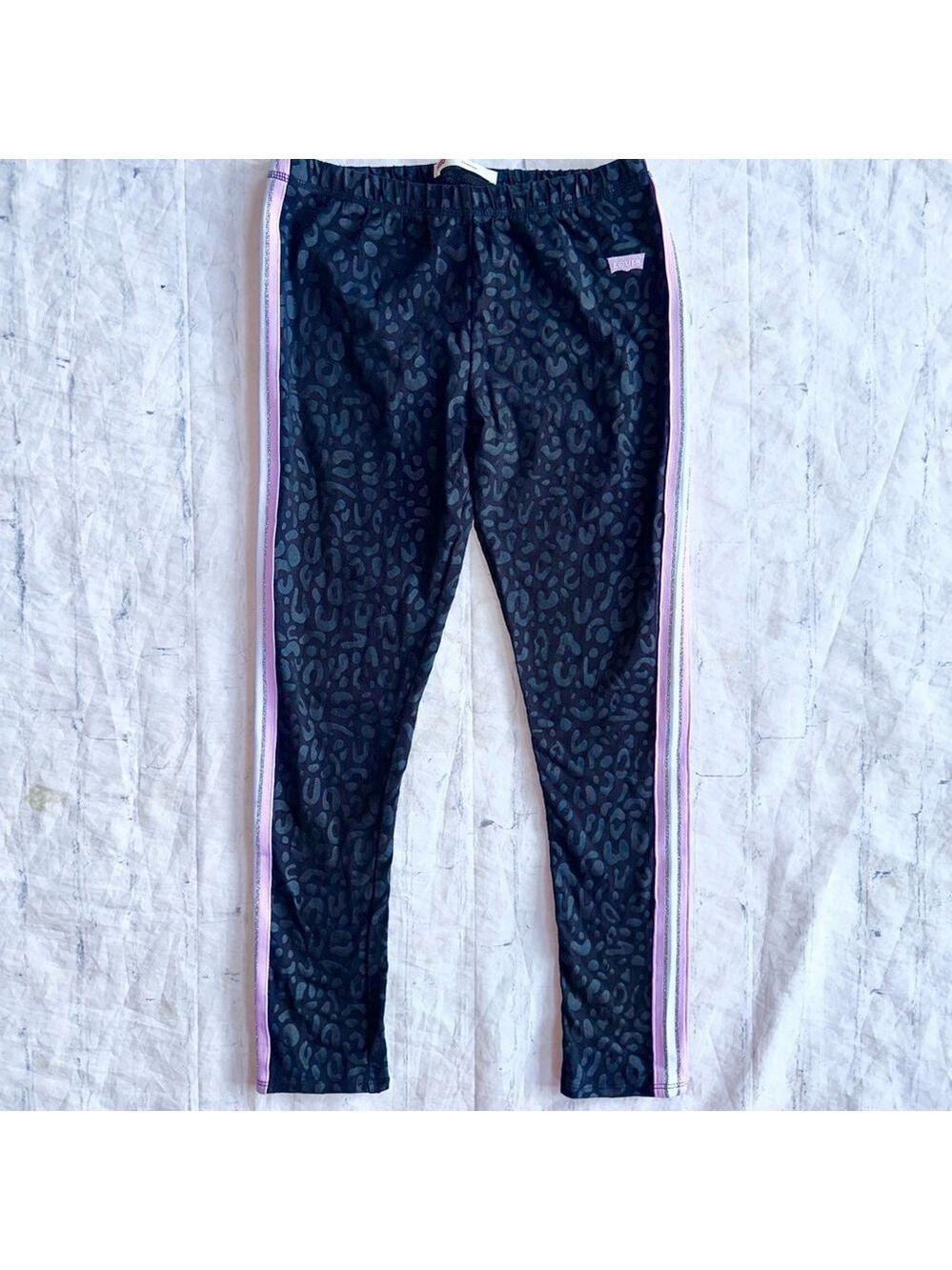 NWOT Girls Large Levi's Elastic Waist Pull On Leggings Black Cheetah Print